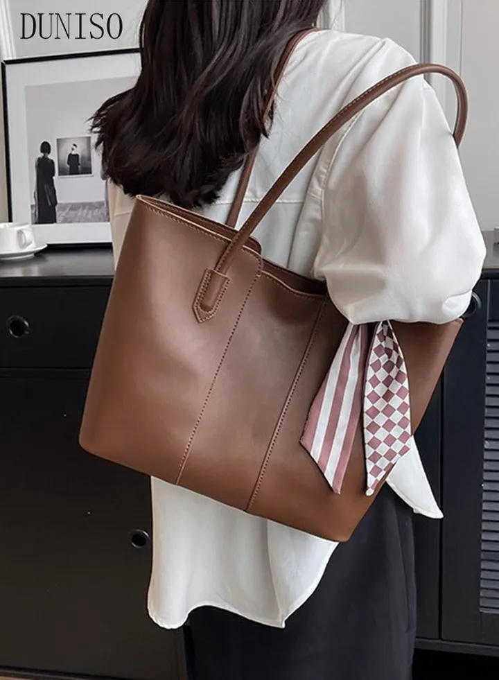 Women's Shoulder Tote Bag Faux Leather Handbag for Women Large Capacity Messenger Fashionable Travel Shoulder Bag for Ladies Girls College Students