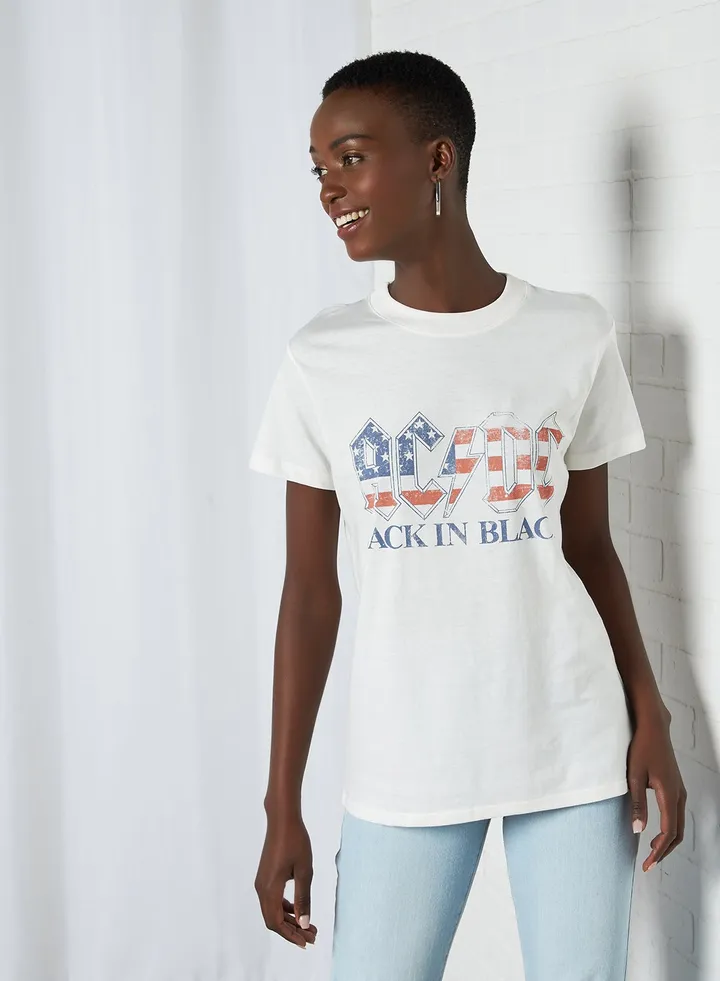 Classic ACDC Print T-Shirt Lcn Per Acdc Back In Black America/Gardenia