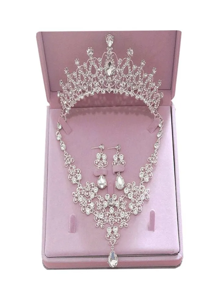 Stone Studded Jewelry Set