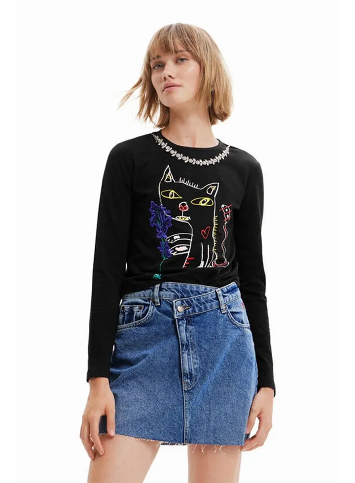 Arty cat T-shirt