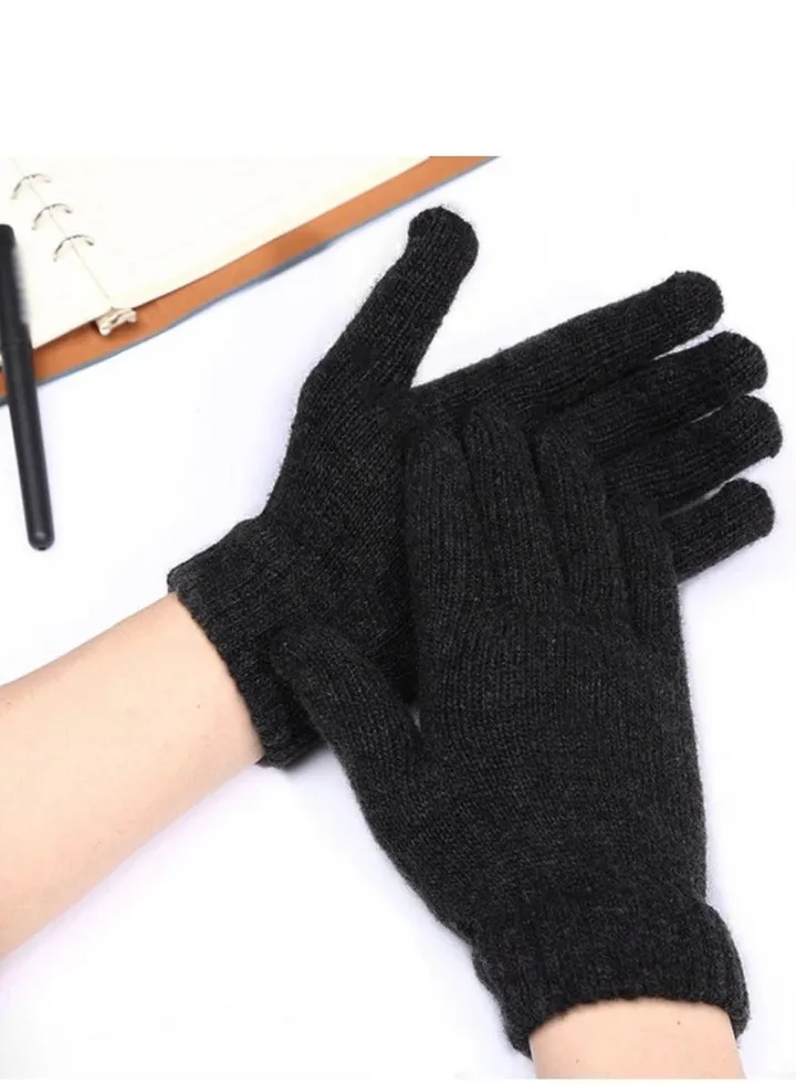 Complete finger gloves , winter wool gloves
