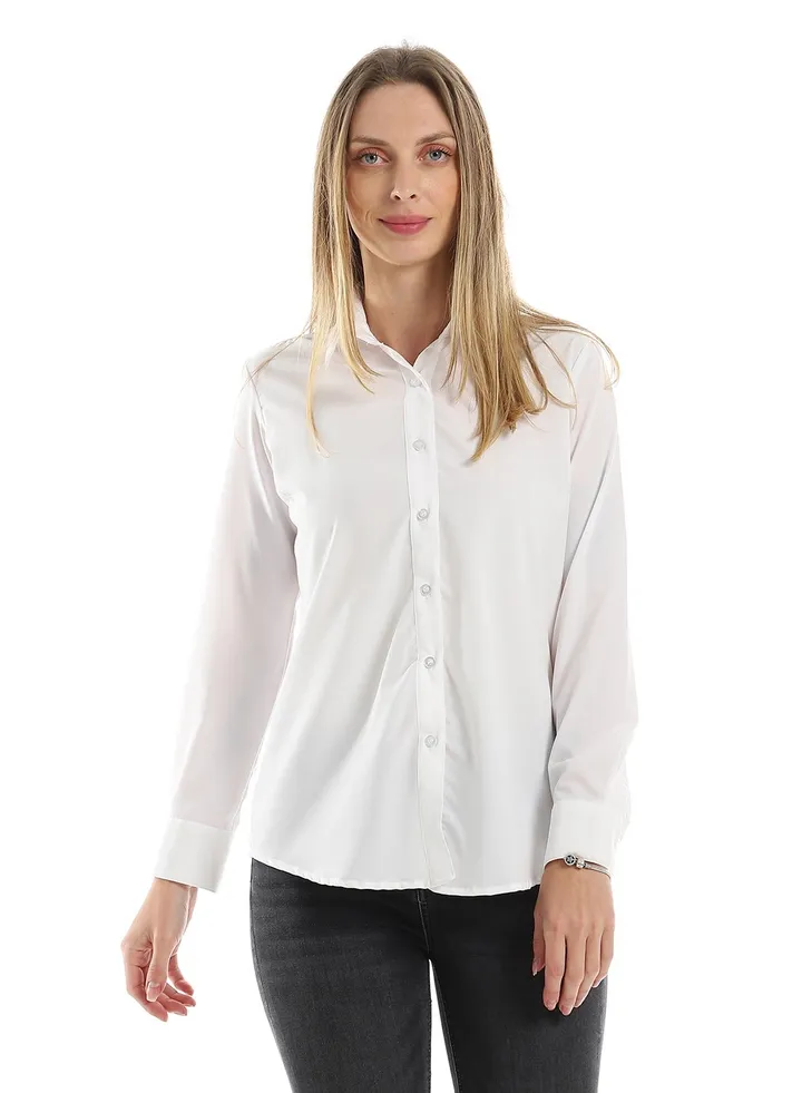 Women Long sleeve buttoned down shirt