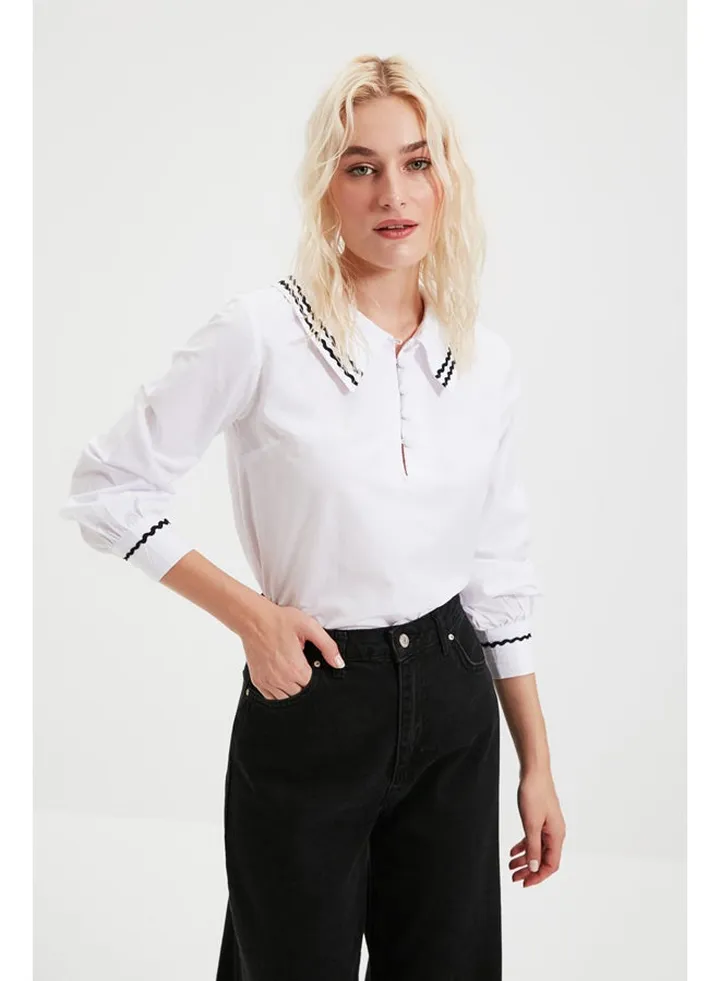 White Collar Detailed Woven Blouse TWOSS20BZ0036