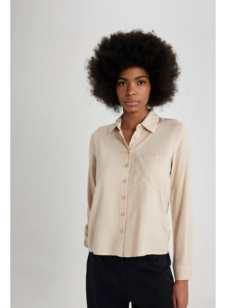 Woman Regular Fit Woven Long Sleeve Shirt