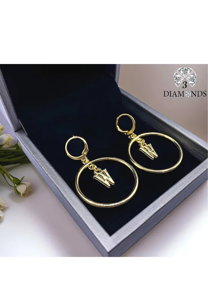 Earrings With The Letter W, Gold Plated Without Lobes - High Quality