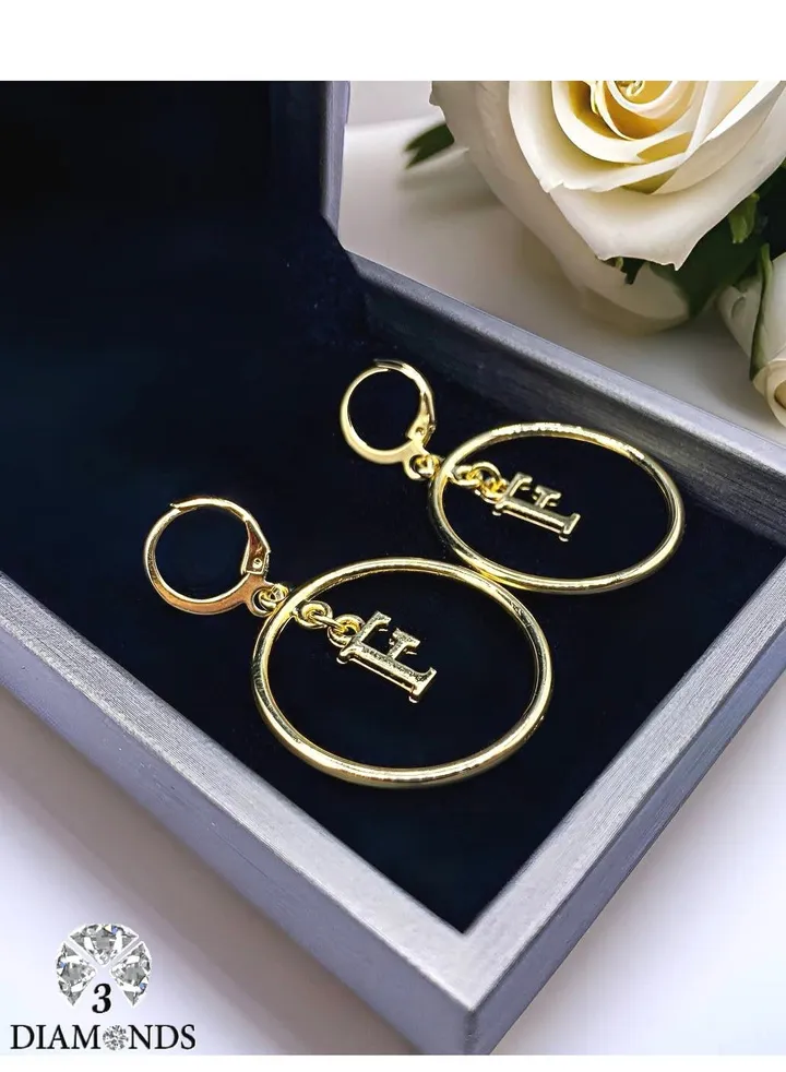 Earrings With The Letter F, Gold Plated Without Lobes - High Quality