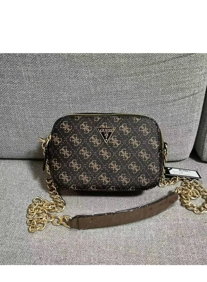 Noelle Quatto G Camera Crossbody