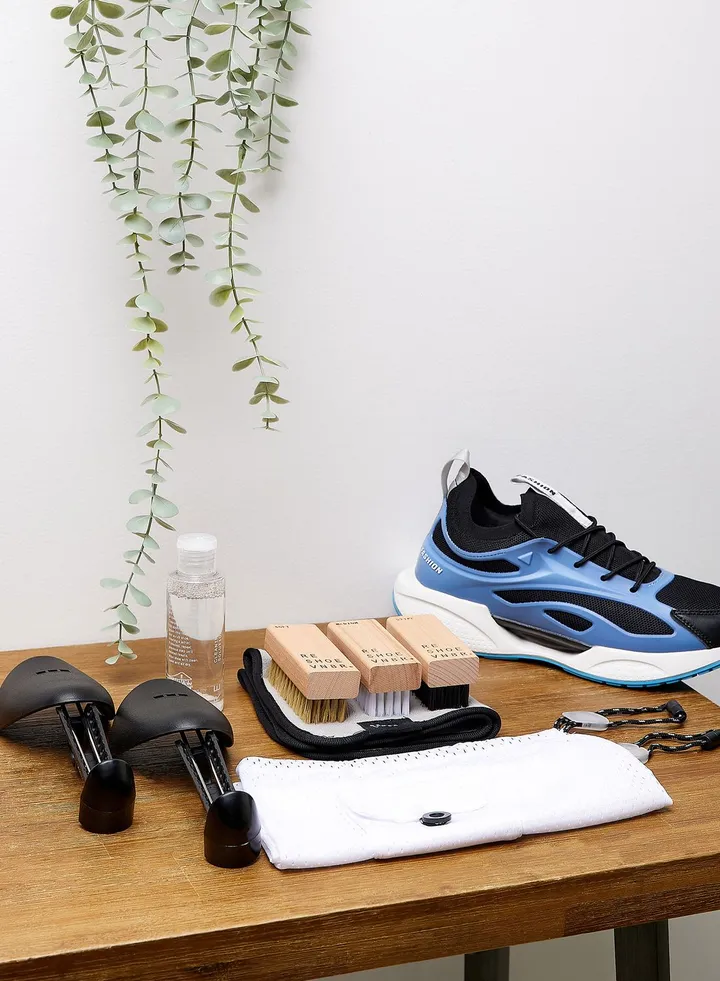 Signature Shoe Cleaning Kit