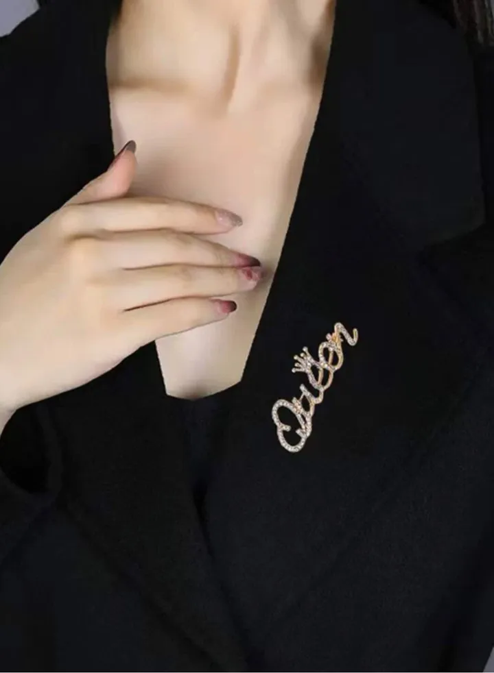Elegant Gold Brooch For Women