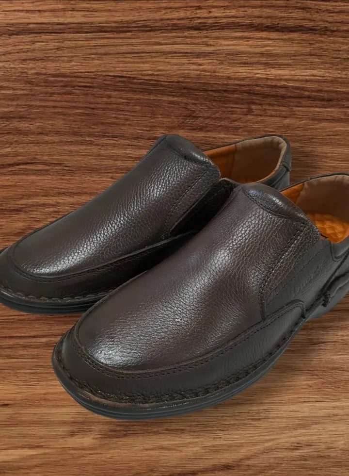 Hand Made shoes with comfort rubber sole and Medical Brush