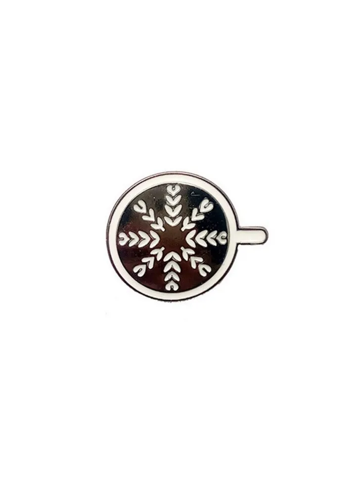 Coffee brooch latte art