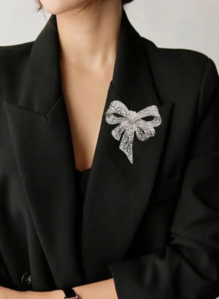 Elegant Rhinestone Bow Brooch For Women