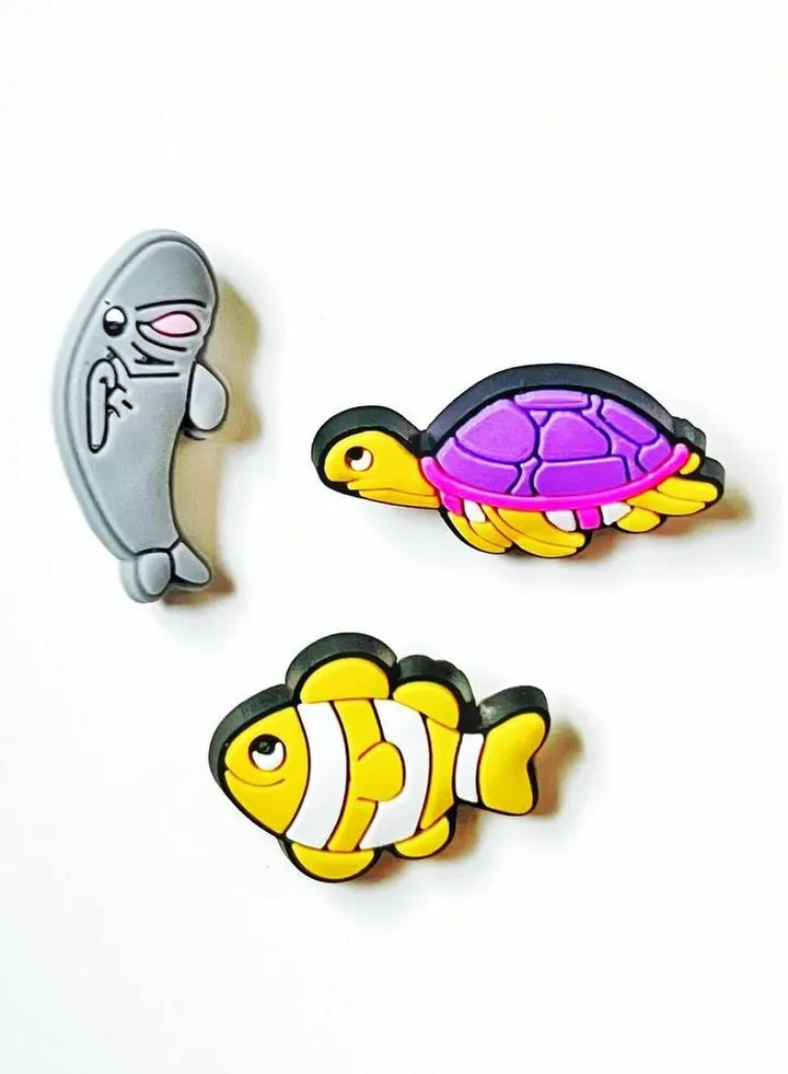 3 pieces brooch with cartoon animal design