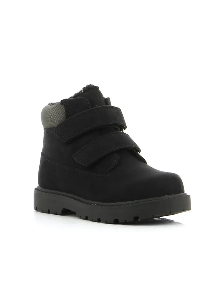 High Top Sneaker