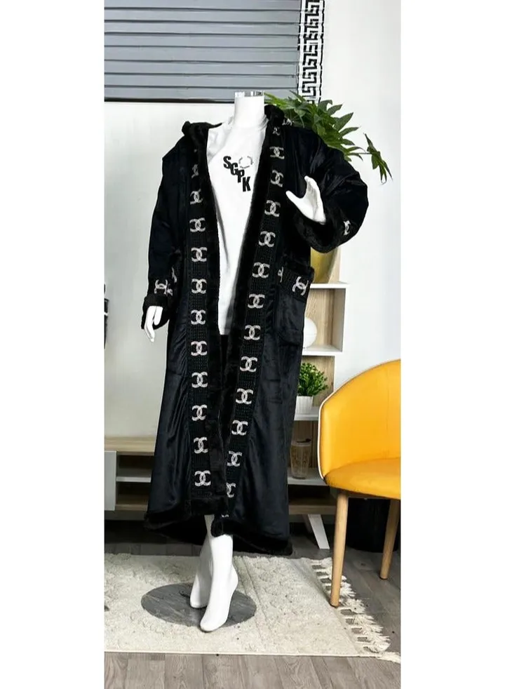 Women Arabian Winter Coat with Hoodie