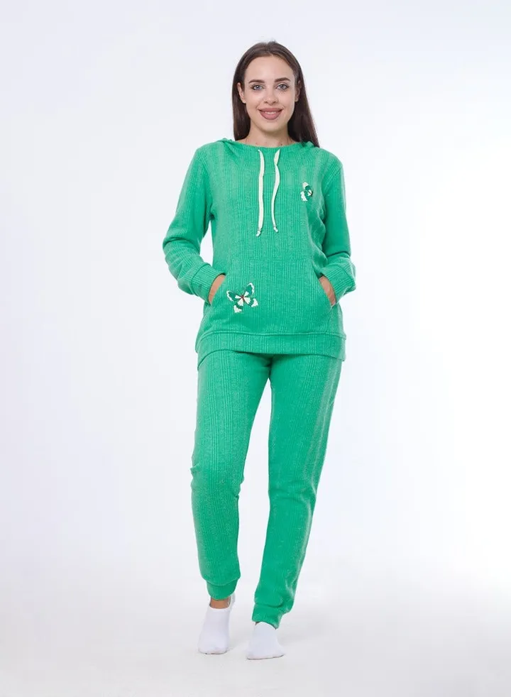 Distinctive winter pajamas 8055