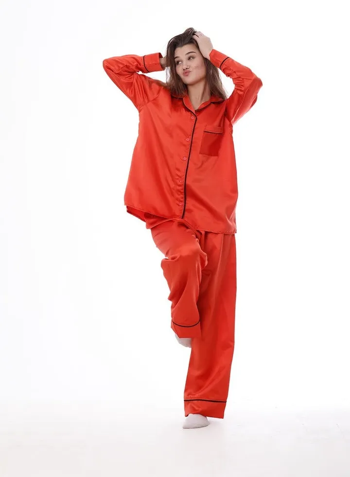 Dazzling satin pajamas 2323