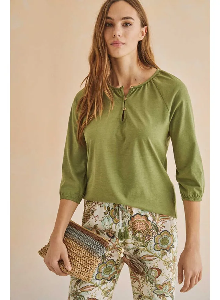 Cotton long-sleeved T-shirt