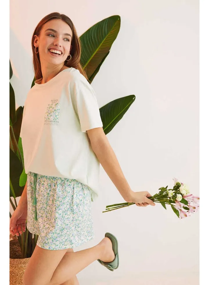 Short pajamas flowers