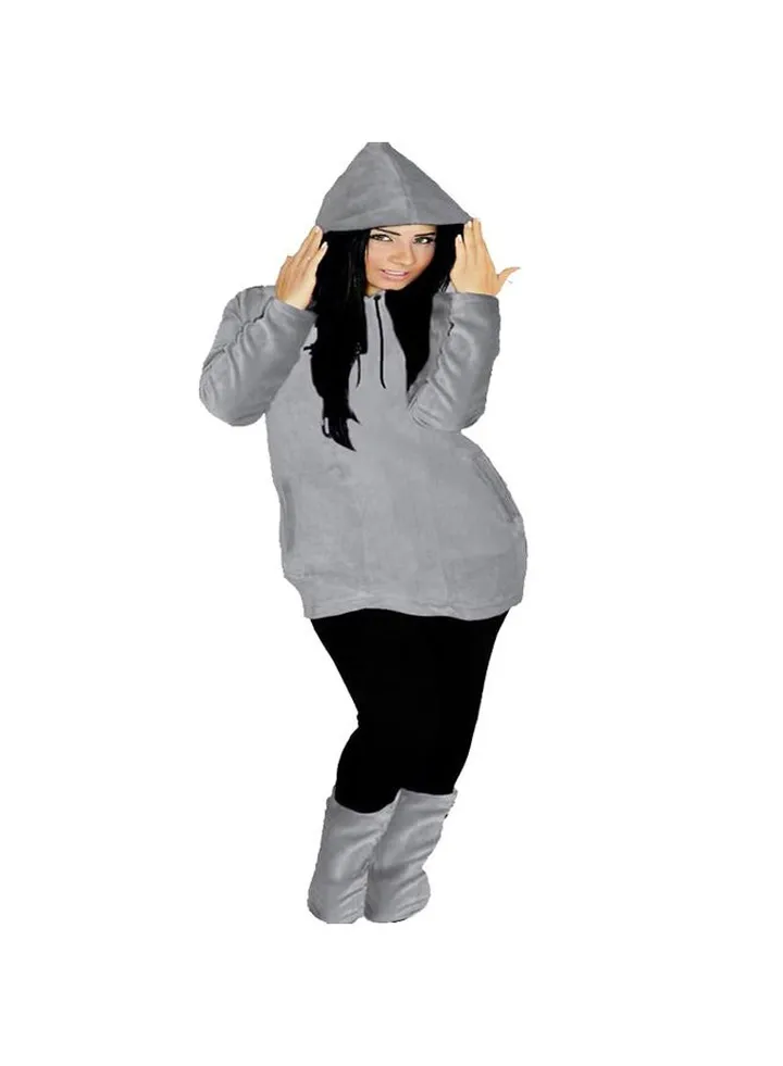 Women's pajamas with cape, including velvet footwear