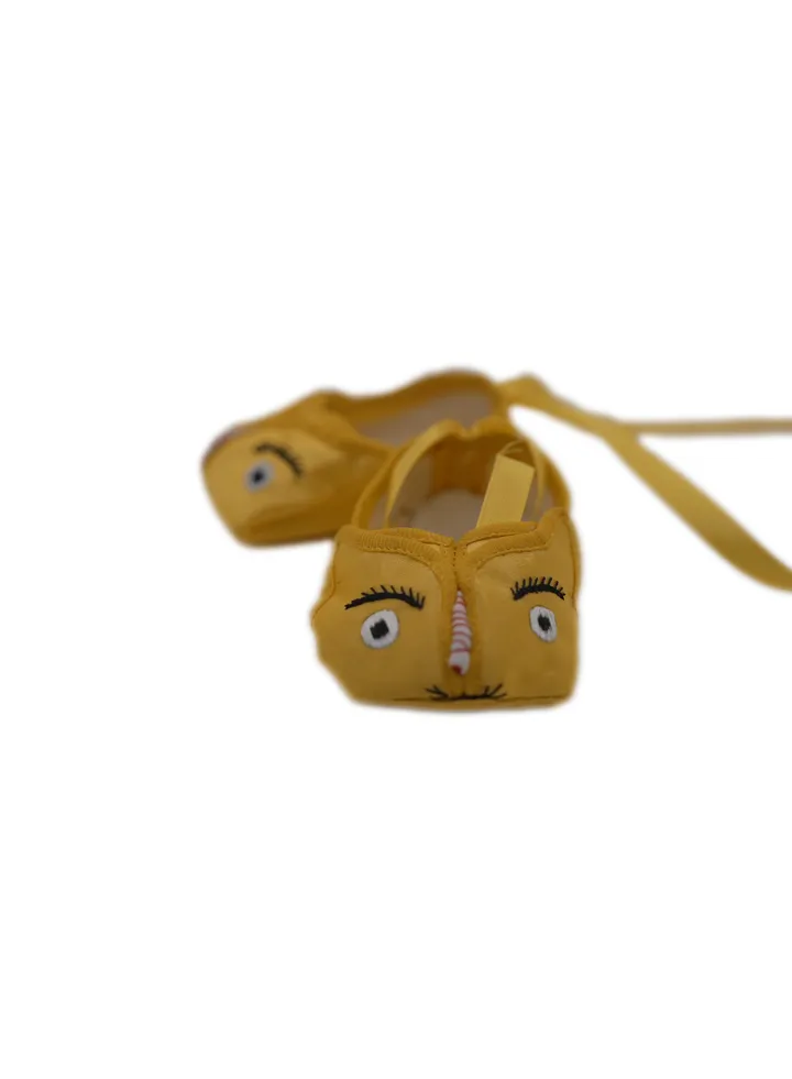 Chinese Handmade Embroidered Baby Shoes