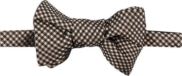 Silk bowtie