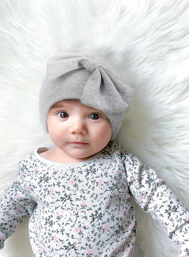 Newborn Bowtie Pullover Hat Grey