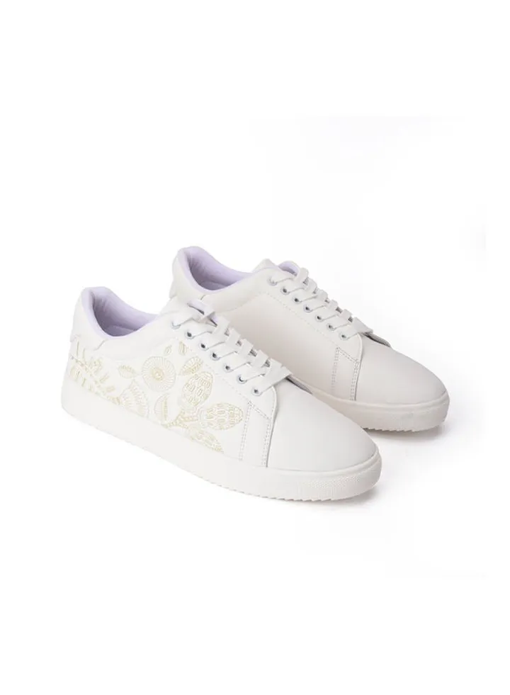 Casual Lace-up With Round Toe Floral Sneakers White