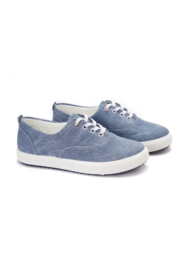 Low Top Sneakers