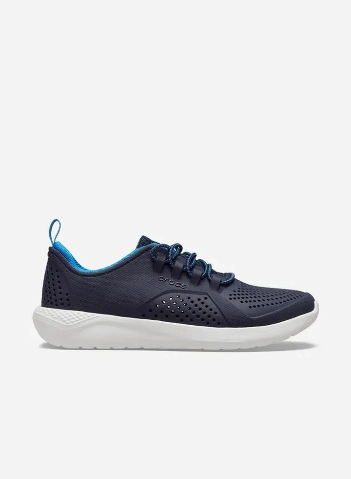 Low Top Sneaker