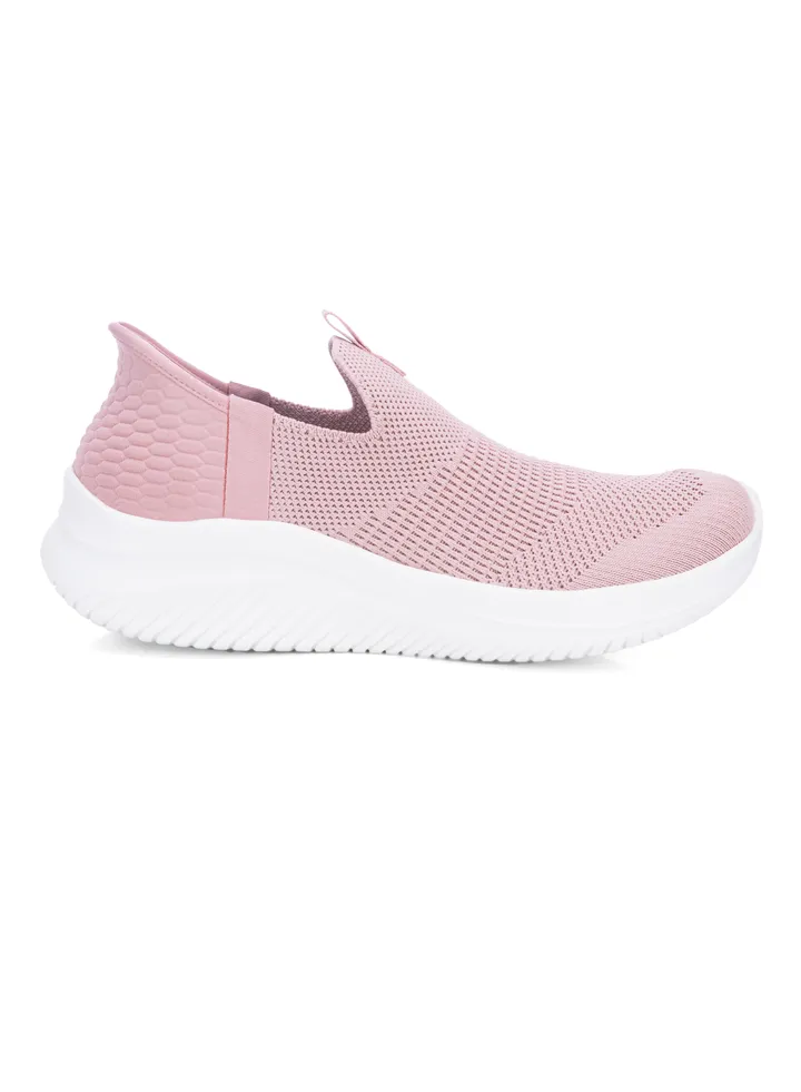 Women Essential Sneakers