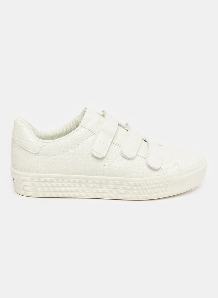 Low Top Sneaker