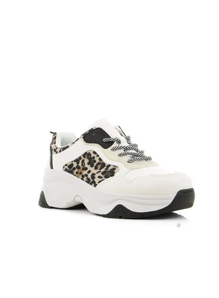 Low Top Sneaker