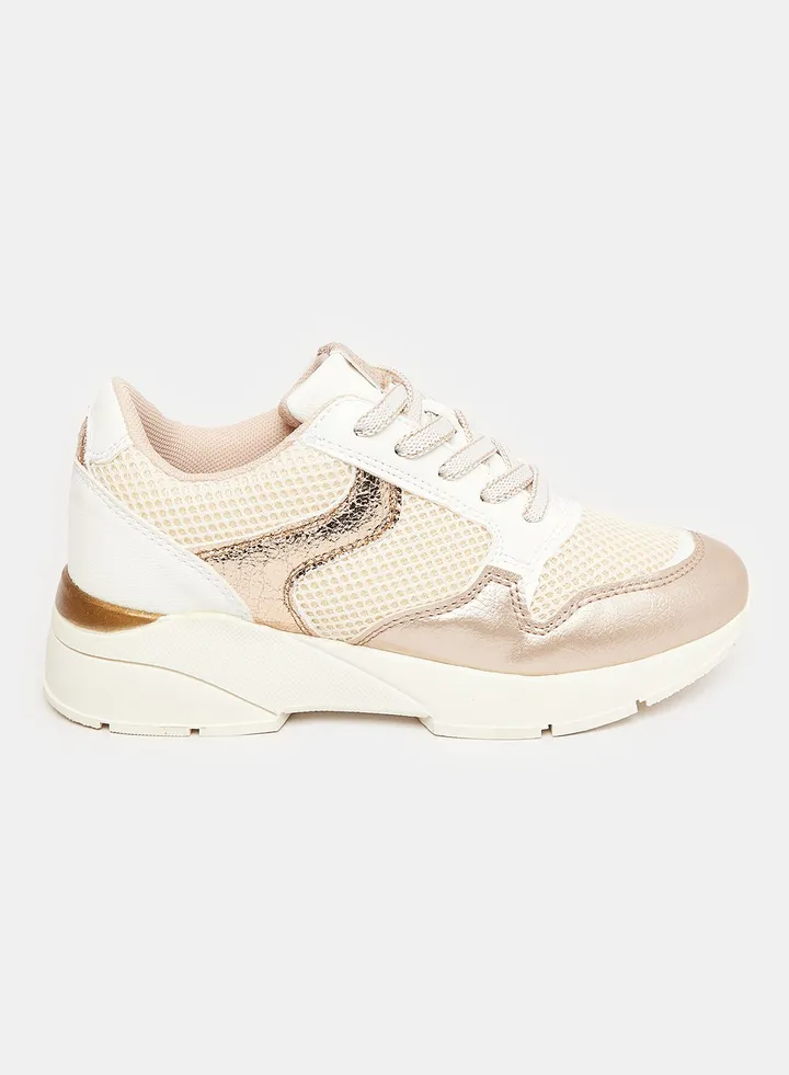 Low Top Sneaker
