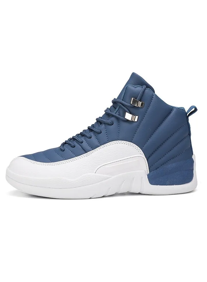 New Low Top Comfortable Basketball Shoe