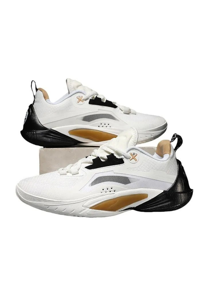 New Breathable and Anti Slip Sports Shoes