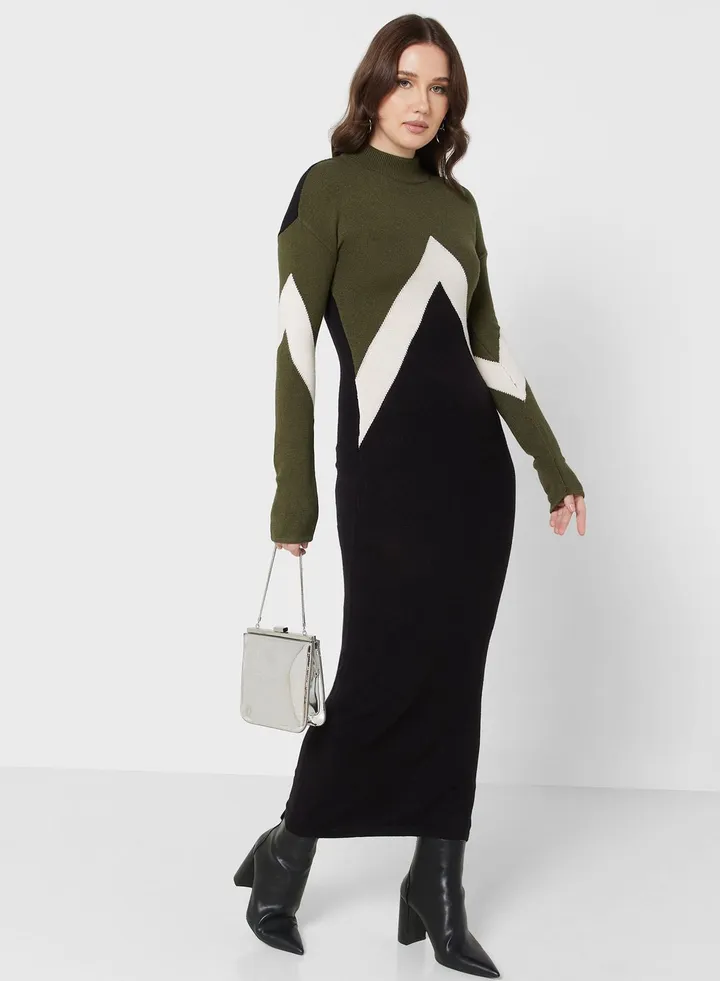Contrast Detail Knitted Dress