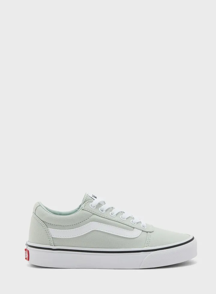 Essential Asher Sneakers
