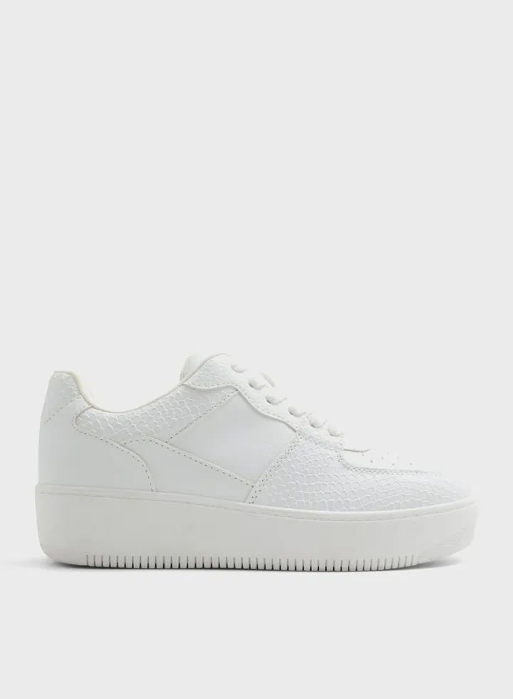 Fresh Low Top Sneakers