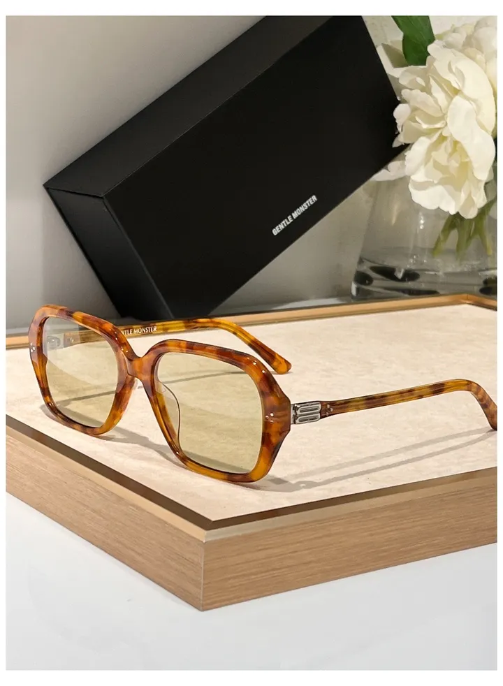 GENTLE MONSTER Unisex Styling Eyewear—BECA