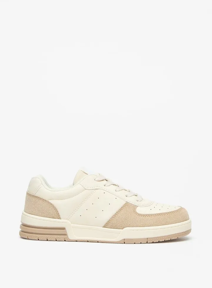 Women's Casual Shoes