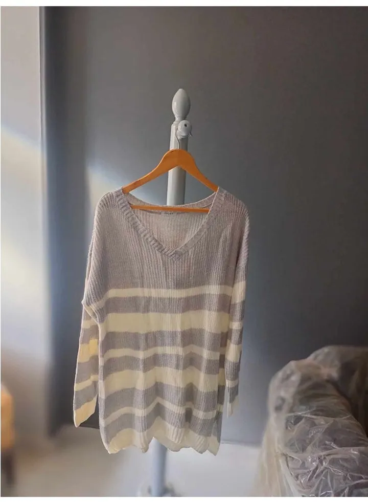 Women's sweatshirt