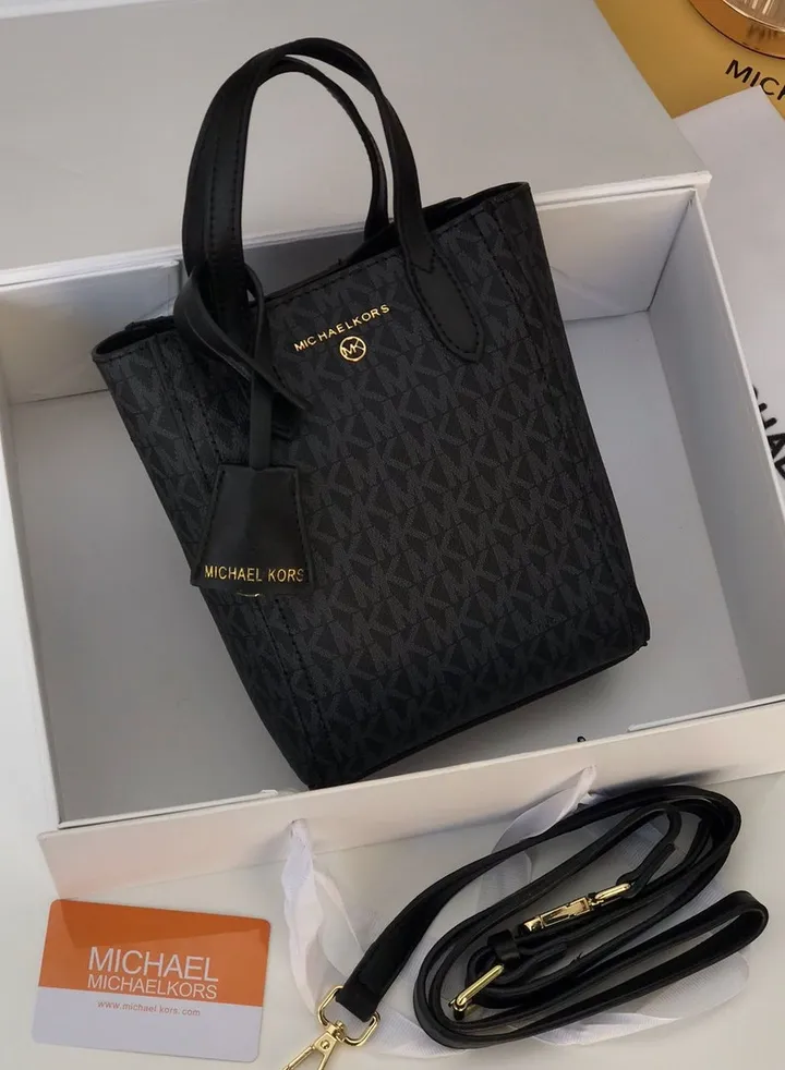 Michael Kors women's shoulder bag