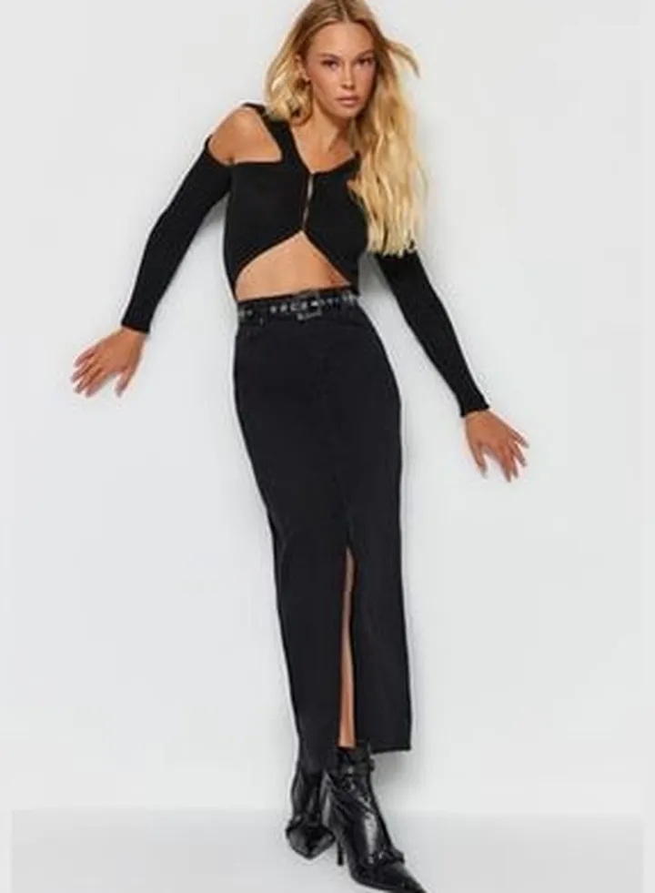 Black Slit Maxi Denim Skirt TWOSS23ET00290