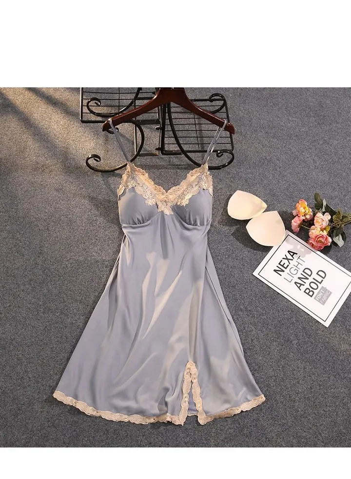 lace suspender bottoming skirt
