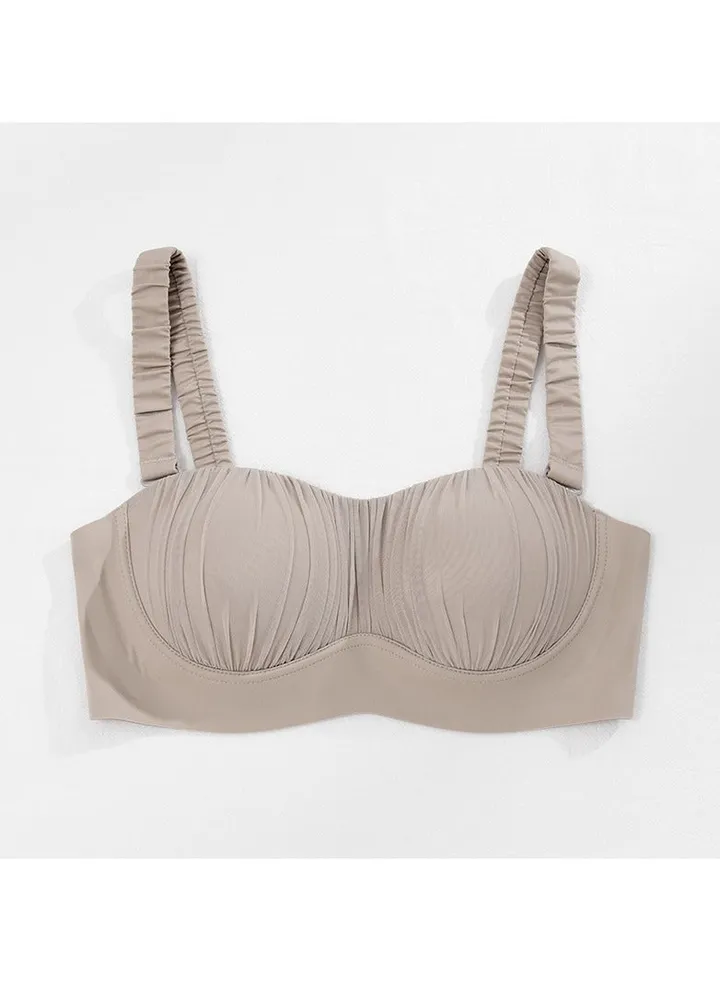 Seamless bra with soft push-up, breathable, comfortable and seamless bra without underwire.
