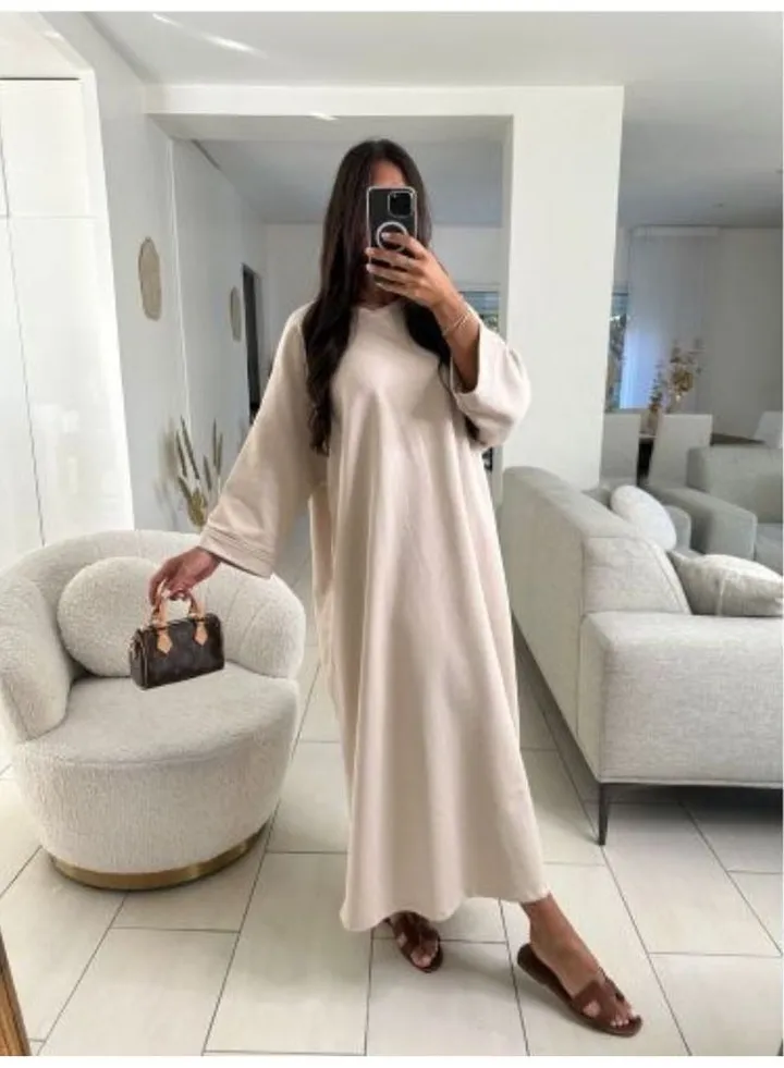 Distinctive women's abaya, exclusive 2024