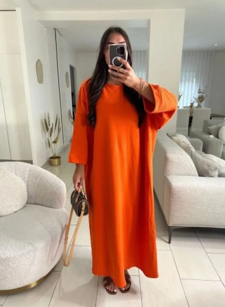 Distinctive women's abaya, exclusive 2024