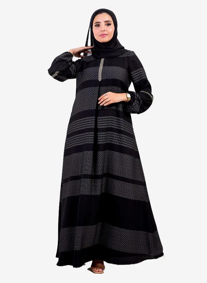 Silver gelatin abaya made of silk