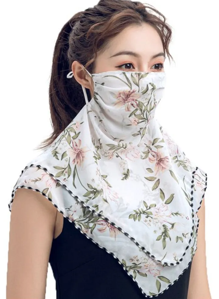 Floral Printed Ear Loop Neck Gaiter White/Green/Red
